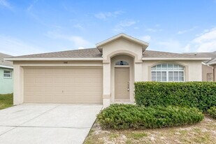 7848 Fashion Loop in New Port Richey, FL - Building Photo