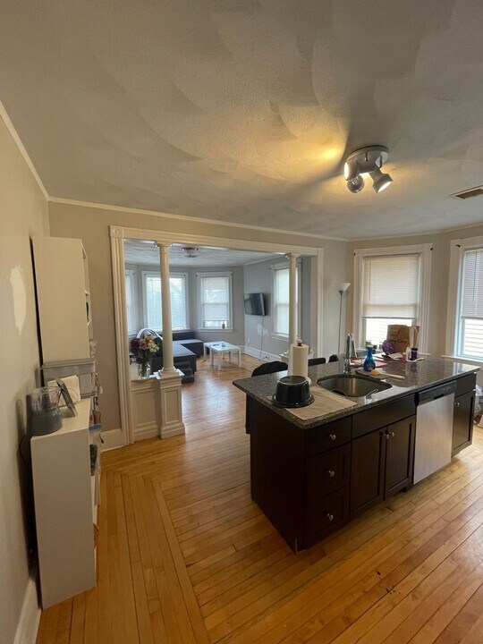 640 Smith St in Providence, RI - Building Photo
