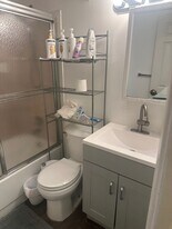 12747 Franklin Farm Rd in Herndon, VA - Building Photo