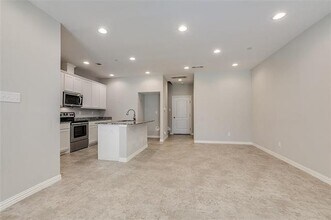 1946 Timber Oaks Dr in Garland, TX - Building Photo - Building Photo