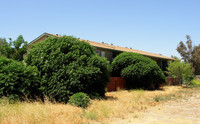 9210 Pepper Ave in Fontana, CA - Building Photo - Building Photo