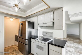 5809 E Thomas Rd in Scottsdale, AZ - Building Photo - Building Photo