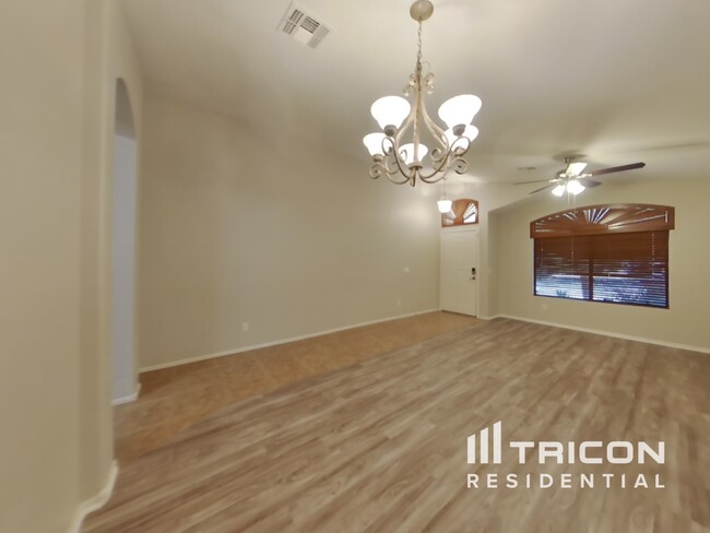 140 W Grey Stone St in San Tan Valley, AZ - Building Photo - Building Photo
