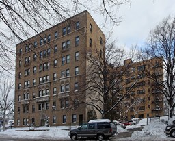 30 Cottage Ave Apartments