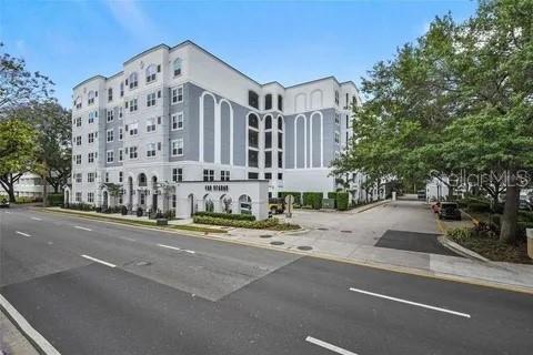 206 E South St in Orlando, FL - Building Photo