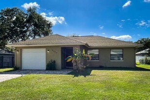 2264 Silver Maple Ct, Unit N4124 in Sarasota, FL - Building Photo