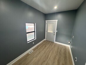 1342 Edgemont Ave in Indianapolis, IN - Building Photo - Building Photo