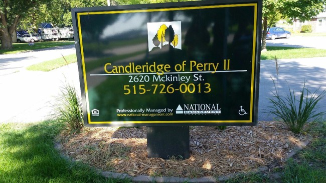 Candleridge of Perry II in Perry, IA - Foto de edificio - Building Photo