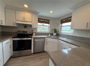 190 Pebble Beach Blvd in Naples, FL - Foto de edificio - Building Photo