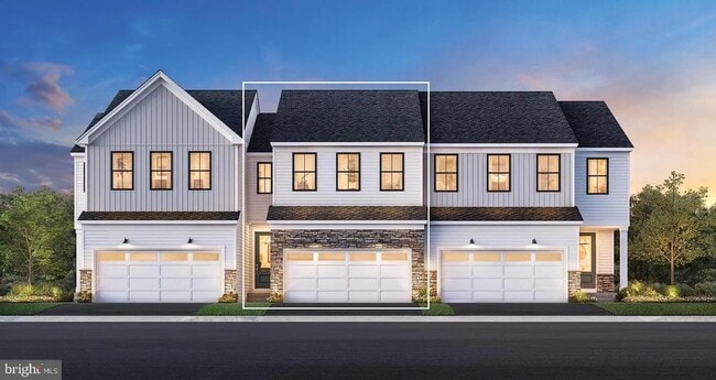 property at 703 Juniper Ct