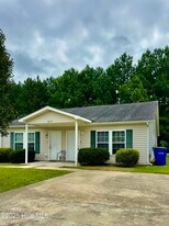 2919 Lee Ct in Greenville, NC - Building Photo
