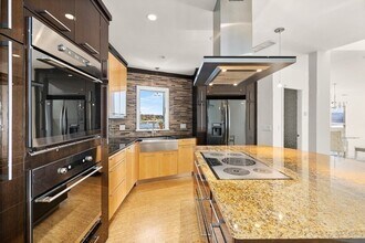 3 Pier 7, Unit 3 in Boston, MA - Building Photo - Building Photo