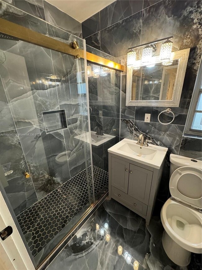 110 NE 68th St in Miami, FL - Building Photo - Building Photo
