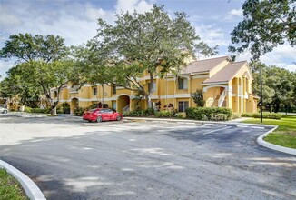 2607 NW 33rd St in Oakland Park, FL - Building Photo - Building Photo