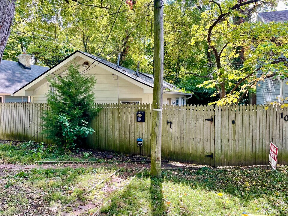 1015 Northview Avenue in Indianapolis, IN - Building Photo