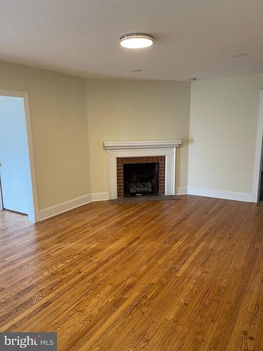 714 E Baltimore Pike in Kennett Square, PA - Building Photo
