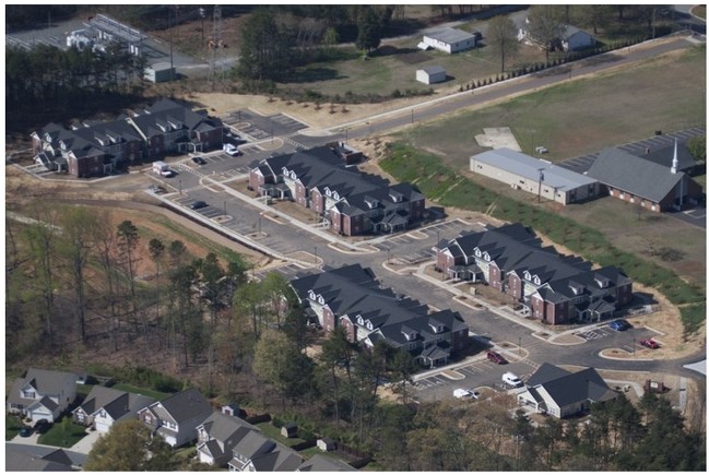 Orchard Creek in Winston-Salem, NC - Building Photo - Building Photo