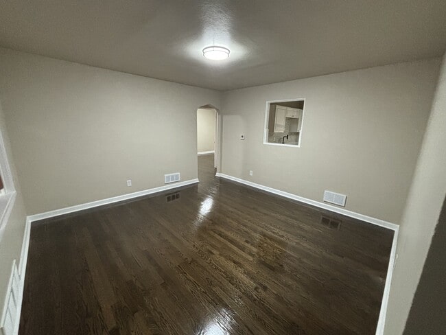 5729 W 6th Ave in Gary, IN - Building Photo - Building Photo