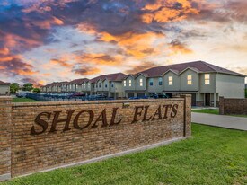 10001 Panther Way, Unit 706 in Woodway, TX - Building Photo