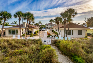 Gulf To Bay Club at Casey Key in Nokomis, FL - Foto de edificio - Building Photo