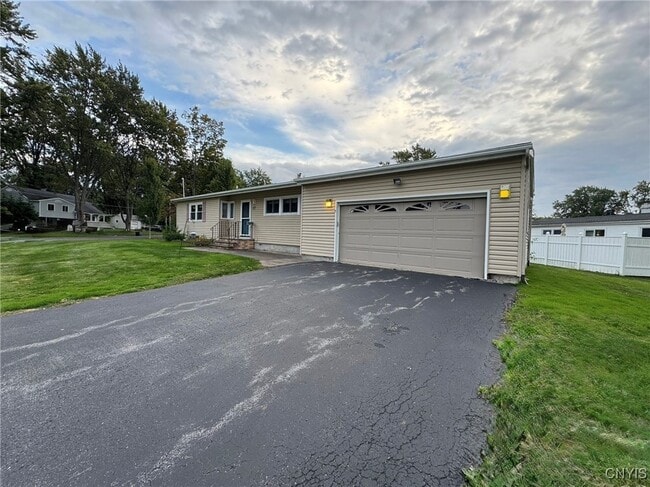 property at 17 Gooseberry Ln
