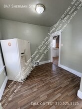 847 Sherman St in Akron, OH - Building Photo - Building Photo