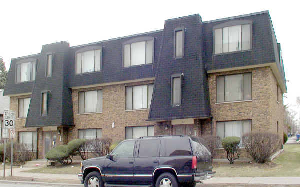 332-334 W 138th St in Riverdale, IL - Building Photo