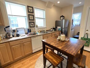20 Radcliffe Rd, Unit 1 in Somerville, MA - Building Photo - Building Photo