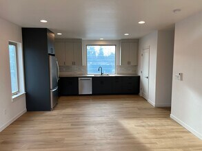 30515 SW Magnolia Ave in Wilsonville, OR - Building Photo - Building Photo