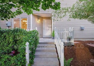 6001 NE 33rd Cir in Vancouver, WA - Building Photo - Building Photo