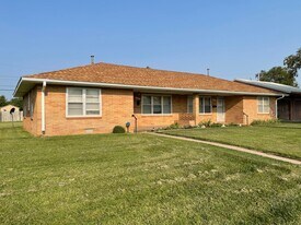 1205 Eisenhower Ave in Great Bend, KS - Building Photo