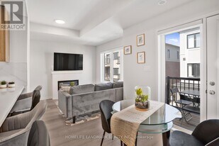 97 Matawin Ln in Richmond Hill, ON - Building Photo