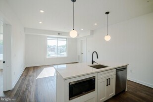 5904 Germantown Ave, Unit 405 in Philadelphia, PA - Building Photo