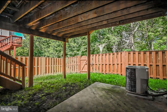 13206 Fox Ripple Ln in Herndon, VA - Building Photo - Building Photo