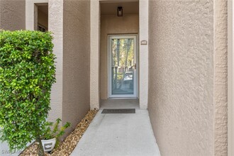 9361 Alamander Ct in Ft. Myers, FL - Building Photo - Building Photo