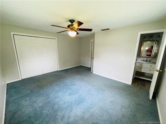 property at 5213 Hummingbird Way