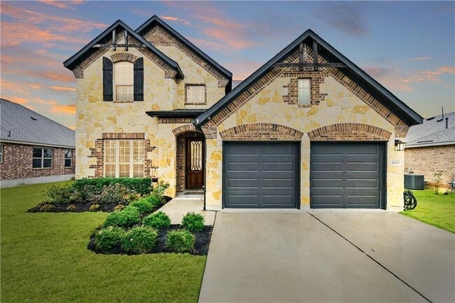 property at 6825 Leonardo Dr