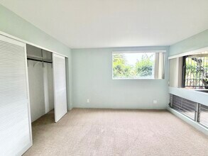 3741 Kanaina Ave in Honolulu, HI - Foto de edificio - Building Photo