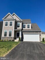 108 Station Terrace W in Martinsburg, WV - Building Photo