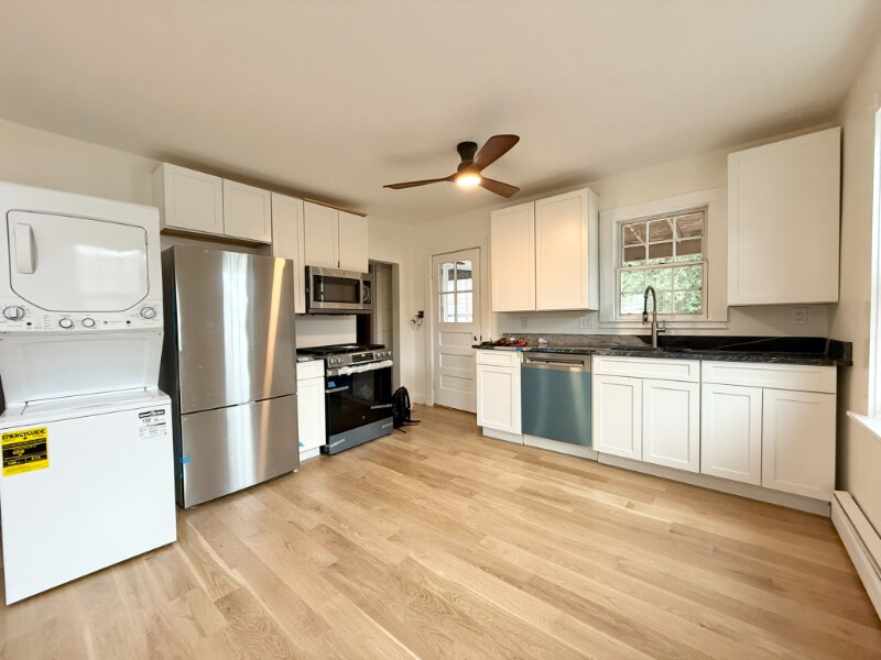 51 Pleasant St in Boston, MA - Building Photo