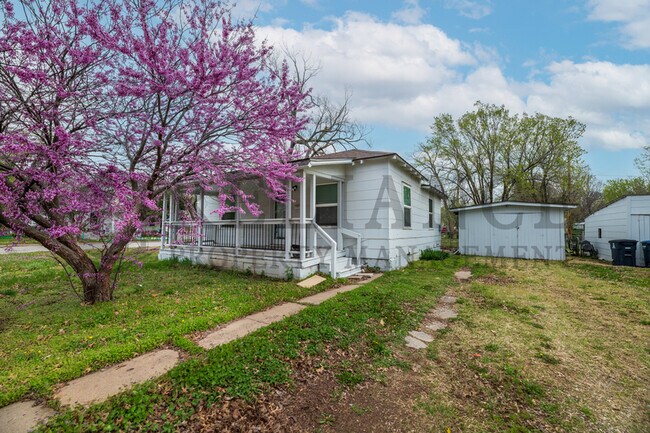 226 Residence St in El Dorado, KS - Building Photo - Building Photo