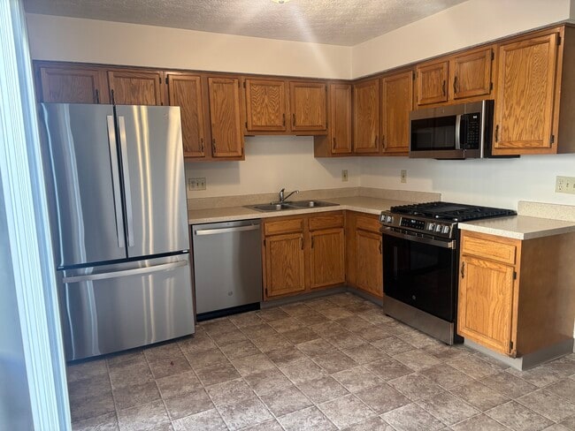 2404 Deerfield Dr, Unit 2404 Deerfield Drive