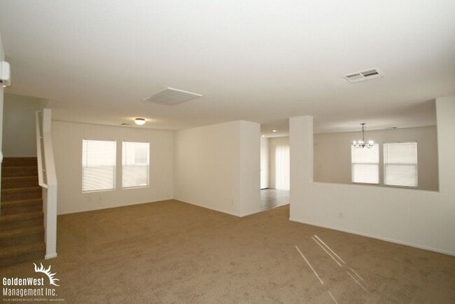 8740 Palomino Ranch St in Las Vegas, NV - Building Photo - Building Photo