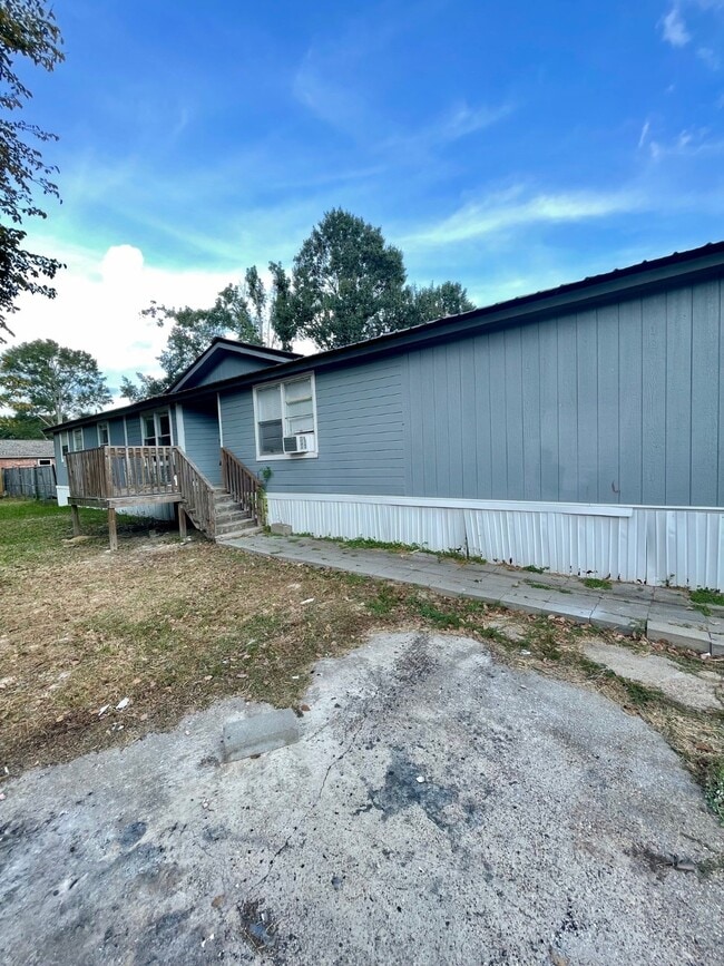 property at 23349 Hedge Ln