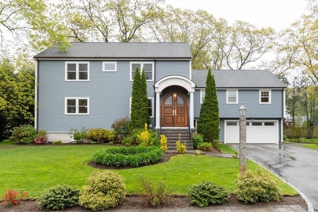 51 Lantern Rd in Belmont, MA - Building Photo - Building Photo