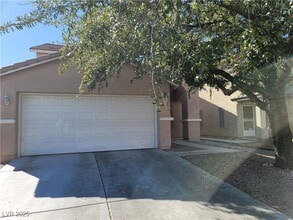 5987 Stone Hollow Ave in Las Vegas, NV - Building Photo - Building Photo