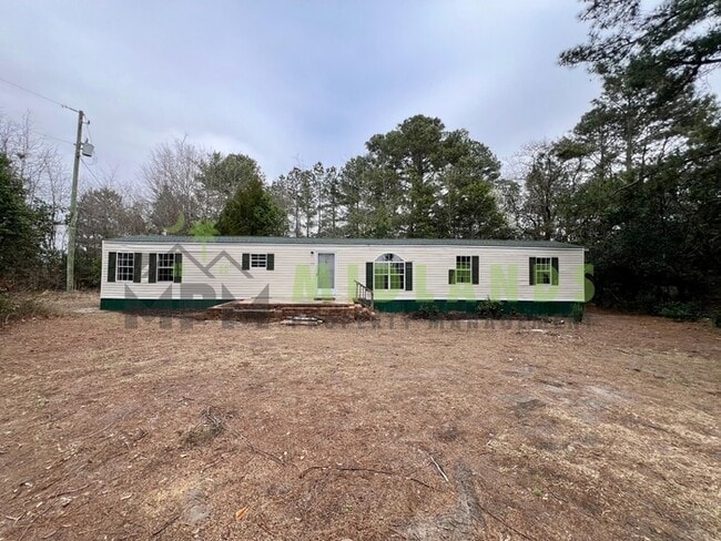 property at 575 Forts Pond Rd