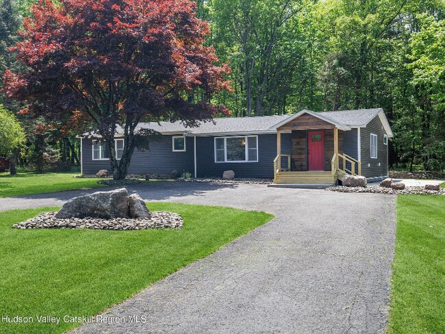property at 8 Cedar Ln