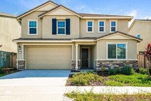 15786 Testarossa St in Lathrop, CA - Building Photo