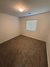 9509 Tahiti Ave in Bakersfield, CA - Building Photo - Building Photo